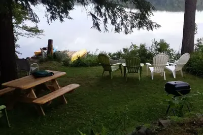 Image de Maison au bord du lac de 3 chambres près de l'Acadie, à quelques minutes de Bangor, Great Fishing!