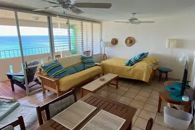 Pristine Beachfront Studio à Playa Azul I