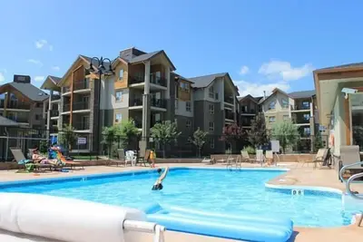 Image de Magnifique Condo Sur Le Lac Parfait Pour Les Familles