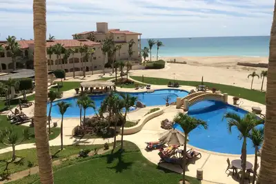 Image de Las Mananitas à Cabo avec vue spectaculaire sur l'océan avant
