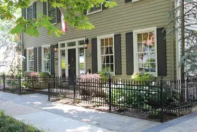 Image de Découvrez Regent House, luxe historique de 5 chambres dans la vieille ville de Notl