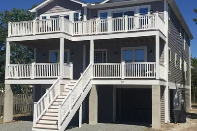 Image de Ocean Side Home sur une plage privée