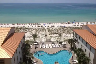 Image de Découvrez nos spéciaux d'automne! Chaises de plage incl mars - oct (économies de 240 $ / semaine)