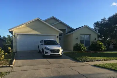 Image de Villa de luxe 3 Br / 2 Ba avec piscine privée plein sud