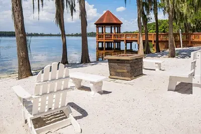 Image de 3 Cac ~ Grand Beach Resort ~ Lac Sur Place ~ Vacances Disponibles Maintenant ~ Tarifs RÉDUITS