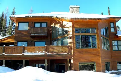 Image de The Lodge at Schweitzer Mountain Resort. Vues incroyables.