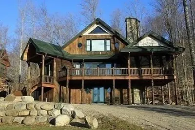 Image de Nid de Camp Chouette Ă Whiteface Club et Resort sur Lake Placid