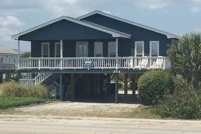 Image de Fun Beach Getaway! Accès à la plage dans la rue / Cuisine entièrement équipée