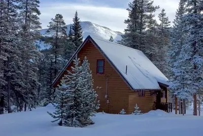 Image de La famille parfaite de la cabine amicale dans les bois, à quelques minutes du centre-ville de Breckenridge