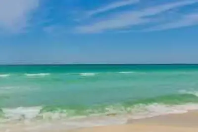 Image de Maravilla 2402 - Gulf Front Pet Friendly comprend le service de plage en saison