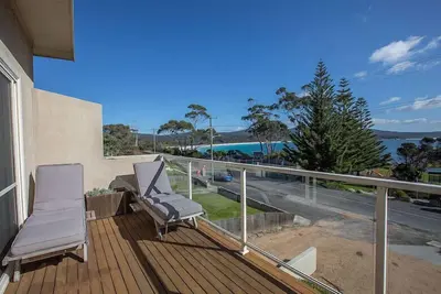 Image de 1/42 Main Road - Quarterdeck Apartment