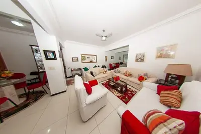 Image de Appartement de luxe près de la plage, rénové, décoré et meublé
