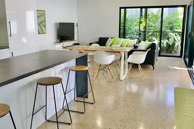 Image de Pet friendly séjour pour les couples ou les petites familles, près de la plage.