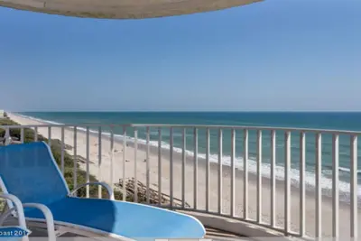 Image de Une Vue Exceptionnelle sur l'océan Atlantique et les lancements de fusées depuis le sixième étage.