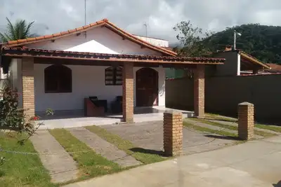 Image de Maison Avec Piscine Et Internet Communauté fermée, en face de la plage de Massaguaçu.
