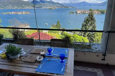 Sana Luxury apartment in Stresa with lake view