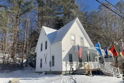 Image de Ferme familiale à Londonderry, Vt près de 4 montagnes de ski et plus