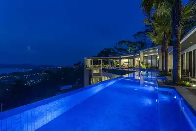 Image de Villa Zavier : luxueuse avec vue sur la mer impressionnante (plage de Surin)