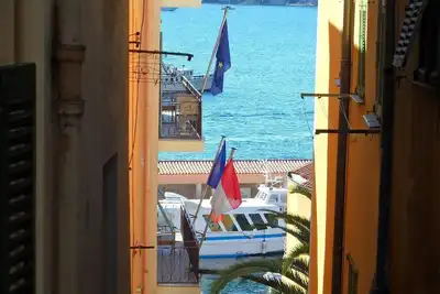 Image de Holiday one bedroom apt, in heart of old town, lovely sea view