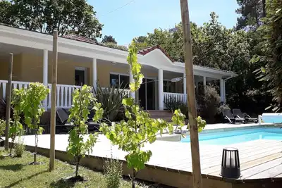Image de Villa Tout Confort, Piscine CHAUFFÉE, Terrasse, à Lacanau Océan, Proche Plages