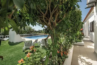 Image de Villa V3 avec piscine privée et climatisation