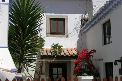 Image de Maison \/ villa - Almoçageme
