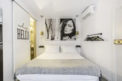 Image de Studio de design contemporain dans le centre historique de Lisbonne
