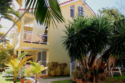 Image de Bel appartement dans un complexe de vacances calme, piscine Ă 50m de la plage