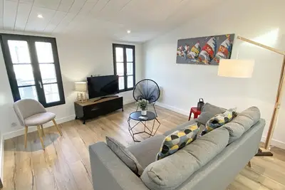 Image de Au coeur du village et proche de la plage, appartement cosy et confortable