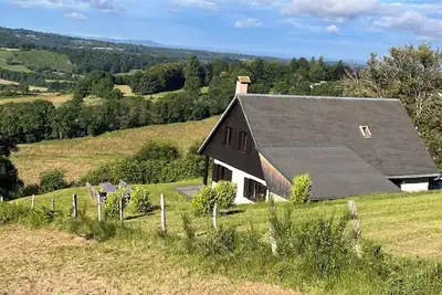 Image de Chalet spacieux (8p-2sdb; 150m2) en pleine nature au pied du massif du Sancy