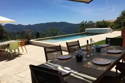 Image de Magnifique villa sur les hauteurs de Nice au calme absolu