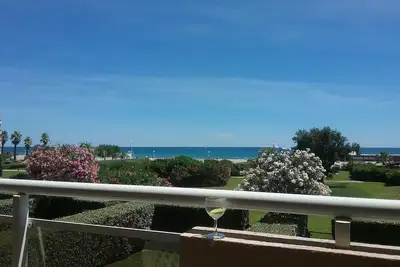Image de Magnifique vue sur la mer à un pas de la plage classé 4 étoiles préfectorales