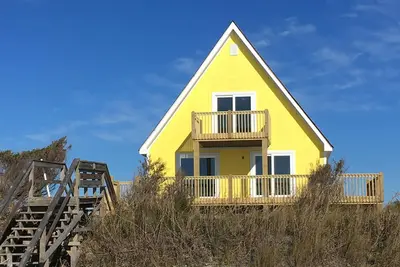 Image de Oceanfront - Ensoleillé à l'intérieur et à l'extérieur!
