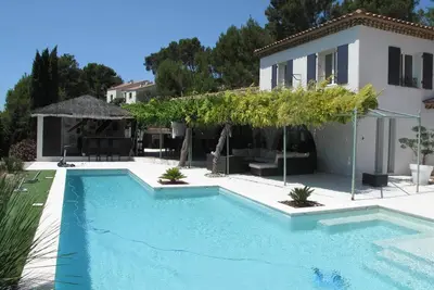 Image de Grande Villa calme aux portes d'Aix en Provence