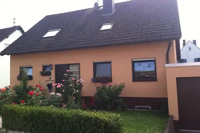 Image de Appartement calme au pied de Glauberg, Boniface itinéraire sur le chemin de cycle volcanique