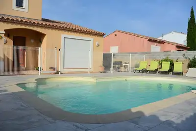 Image de Maison pour 6 personnes Avec Piscine