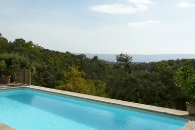 Image de Promotion Vue panoramique sur le Luberon Les Fileuses