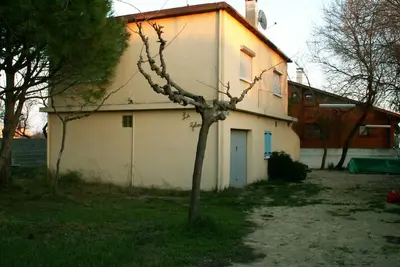 Image de Appart mediterranee independant T3 Rc maison indiv Frontignan.