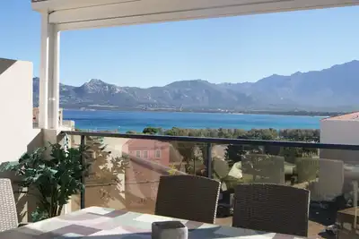 Image de Calvi, magnifique vue mer\/montagne, 200m plage, grande terrasse, belles chambres
