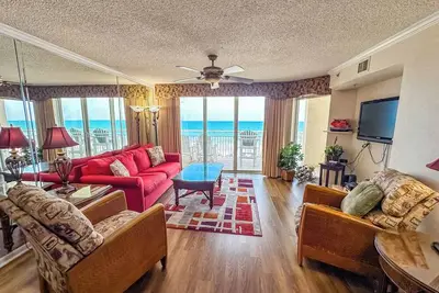 Image de Rive-Sud Villa Unité 503! Superbe Condo Premium Oceanfront. Réservez vos vacances dès aujourd'hui!