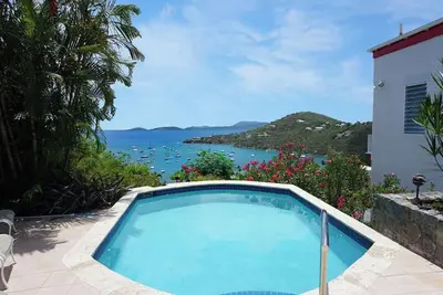 Image de La Collina - Détendez-vous sur votre terrasse et regardez les magnifiques couchers de soleil! Piscine et climatisation!