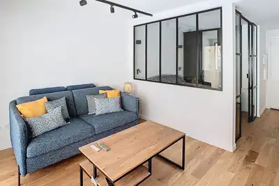 Image de Superbe Studio Neuf Et Lumineux Au Calme
