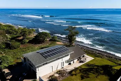 Image de Charmante maison en bord de mer sur la rive nord avec vue sur la mer