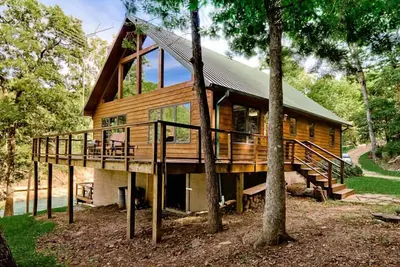 Image de Hamley Lakefront Retreat est situé sur 145 acres paisibles