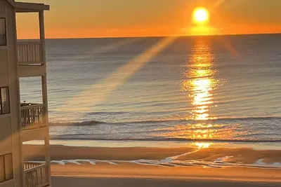 Image de Des vacances à la plage relaxantes et abordables. . Tu vas juste aimer!