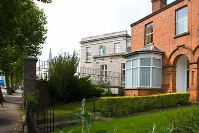 Image de Appartements anciens internationaux à Dublin historique, près de Kilmainham Gaol.
