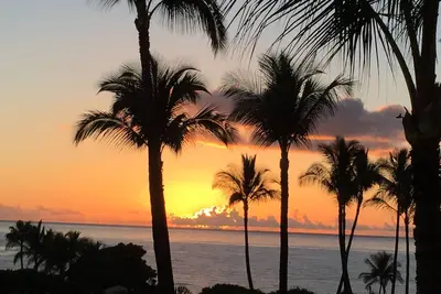 Image de Couchers de soleil sur l'océan et lever du soleil sur Haleakala