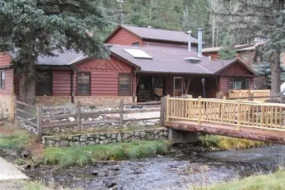 Image de Serene Mountain Home