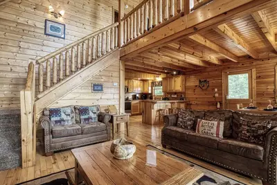 Image de Great View Cabin Location-Family Getaway-Gameroom-Much More! !