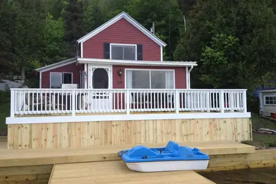 Image de Belle Lakefront Cottage